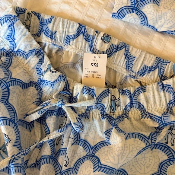 Roller Rabbit x Target Geo Trellis Pajama Set (XXS bottoms and XS top!) - Picture 2 of 5